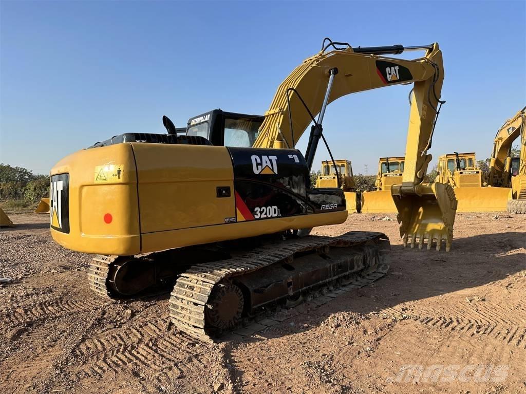 CAT 320D 履带挖掘机
