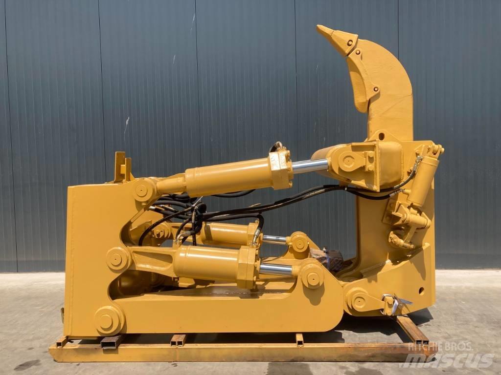 CAT D8R 松土器