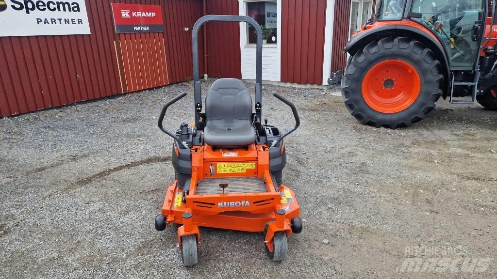 Kubota Z 122 RKW 零回转割草机
