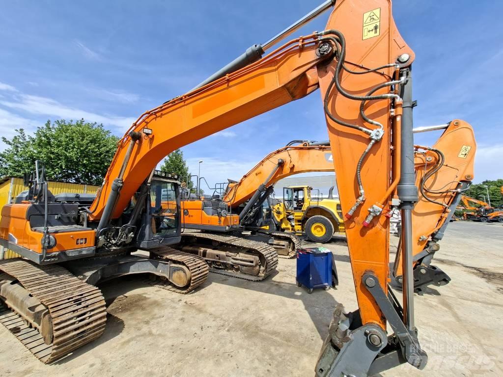 Doosan DX 225 LC-5 履带挖掘机
