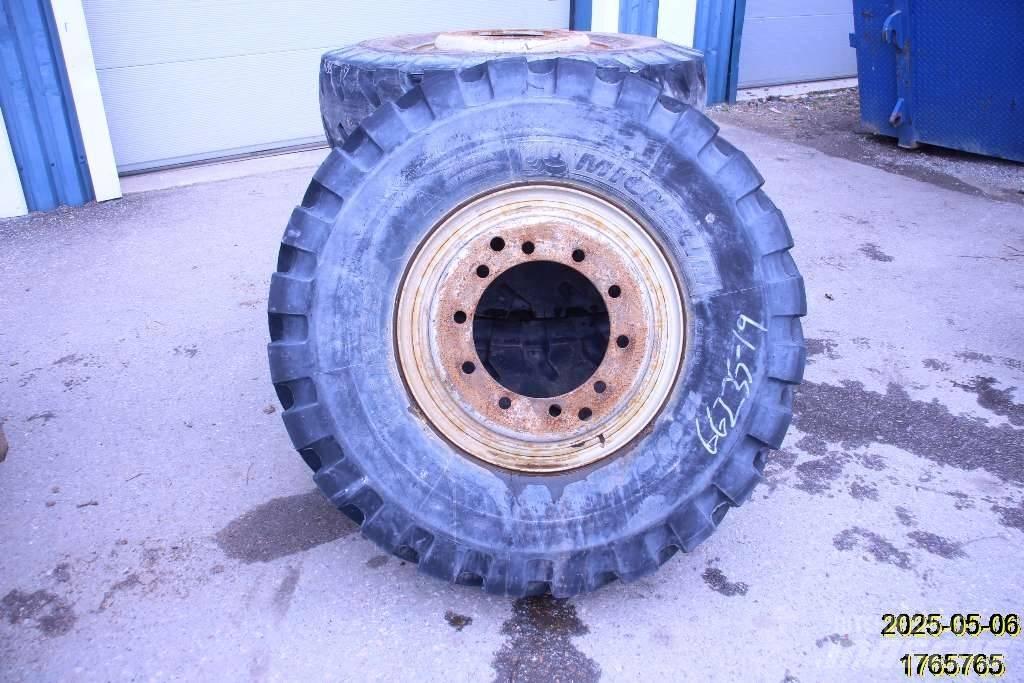 Michelin XMINED2 轮胎、车轮和轮圈