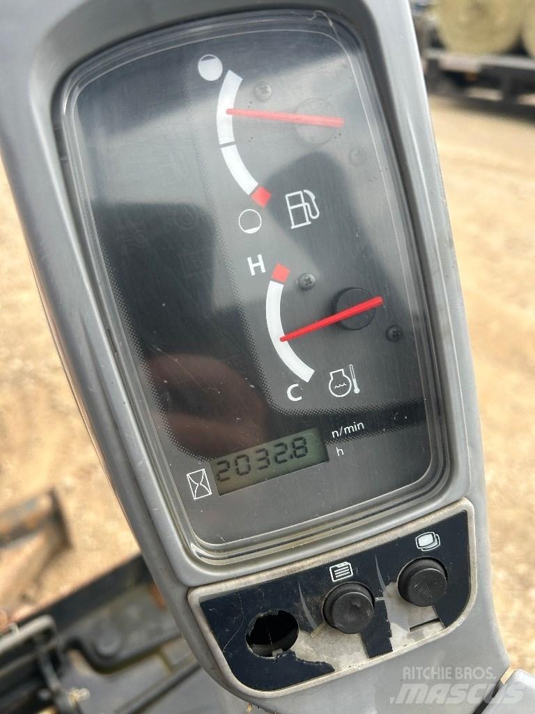 Kubota KX 015-4 小型挖掘机