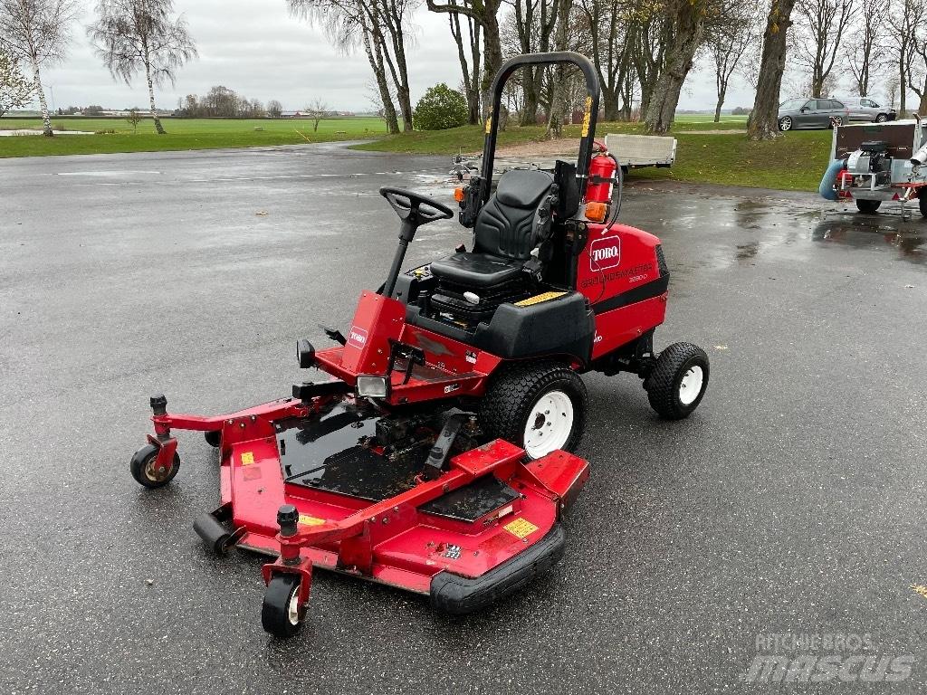 Toro 3280D 骑乘式割草机