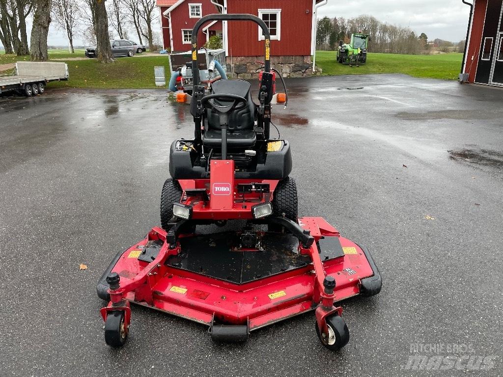 Toro 3280D 骑乘式割草机