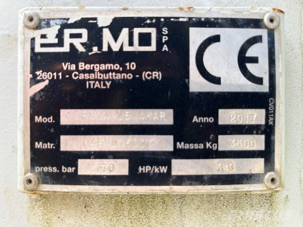 Ermo FSV4/35 双向犁