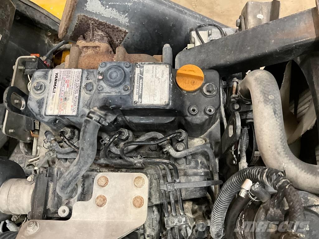 Ammann AV 26-2 双轮压路机