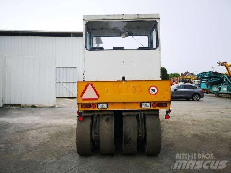 Bitelli RG248 胶轮压路机