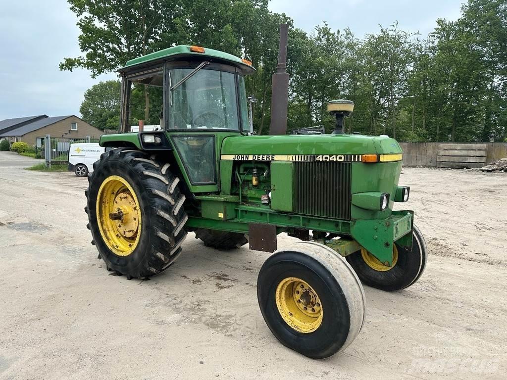 John Deere 4040 拖拉机/农用车