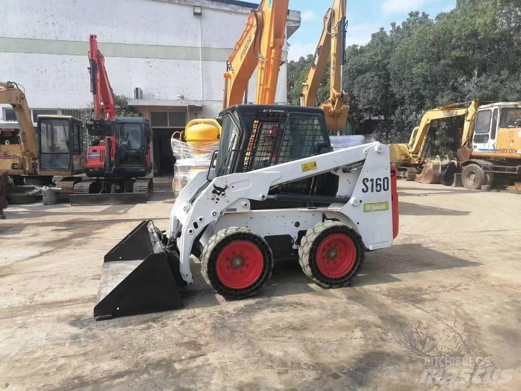 Bobcat S 160 滑移装载机