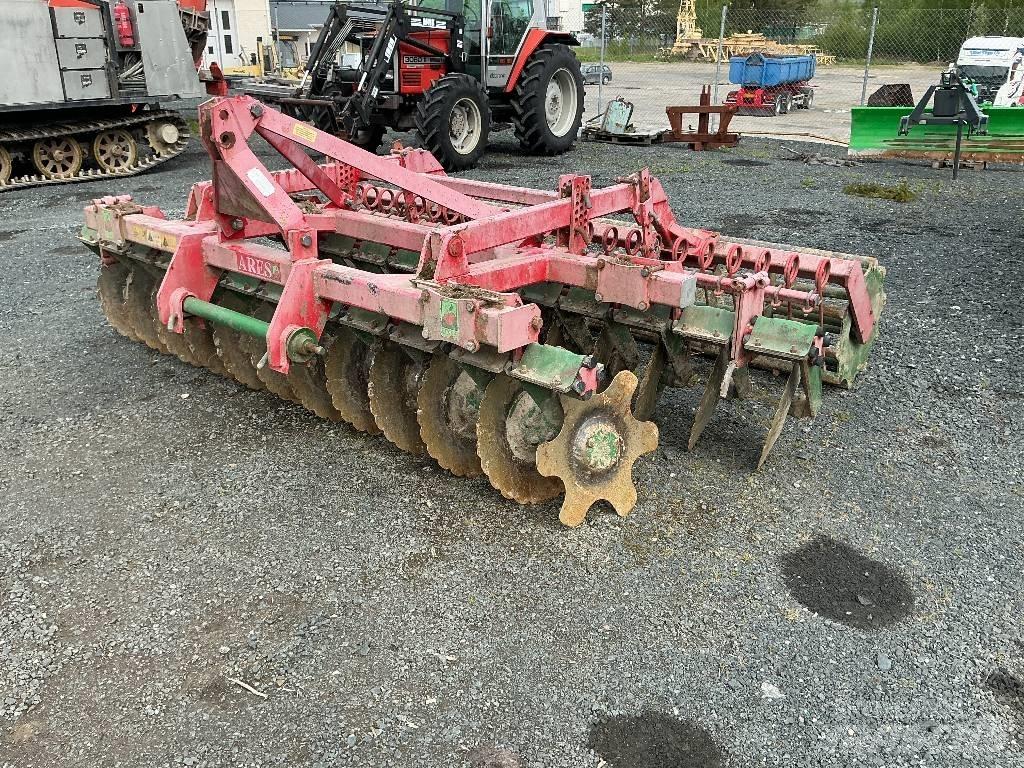 Unia Ares 3 TXL 圆盘耙