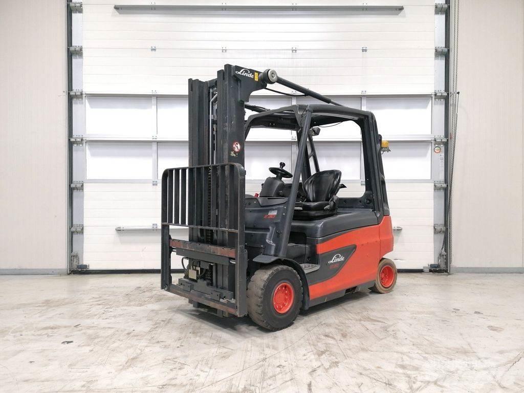 Linde E30L-01 电动叉车