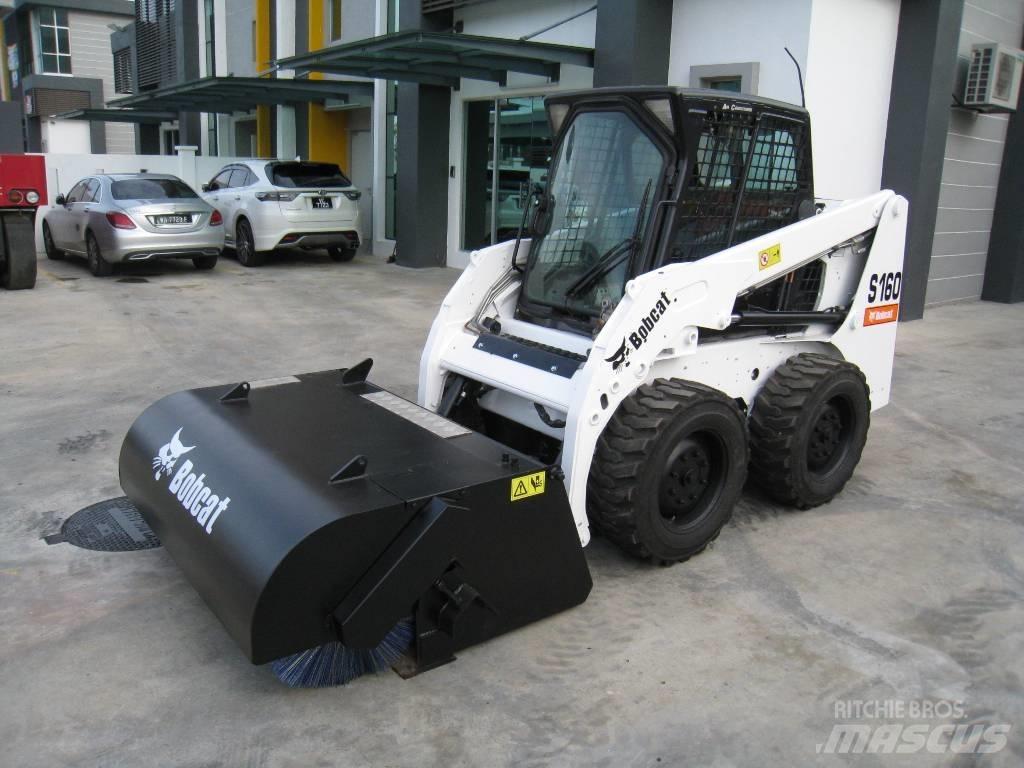 Bobcat S 160 滑移装载机