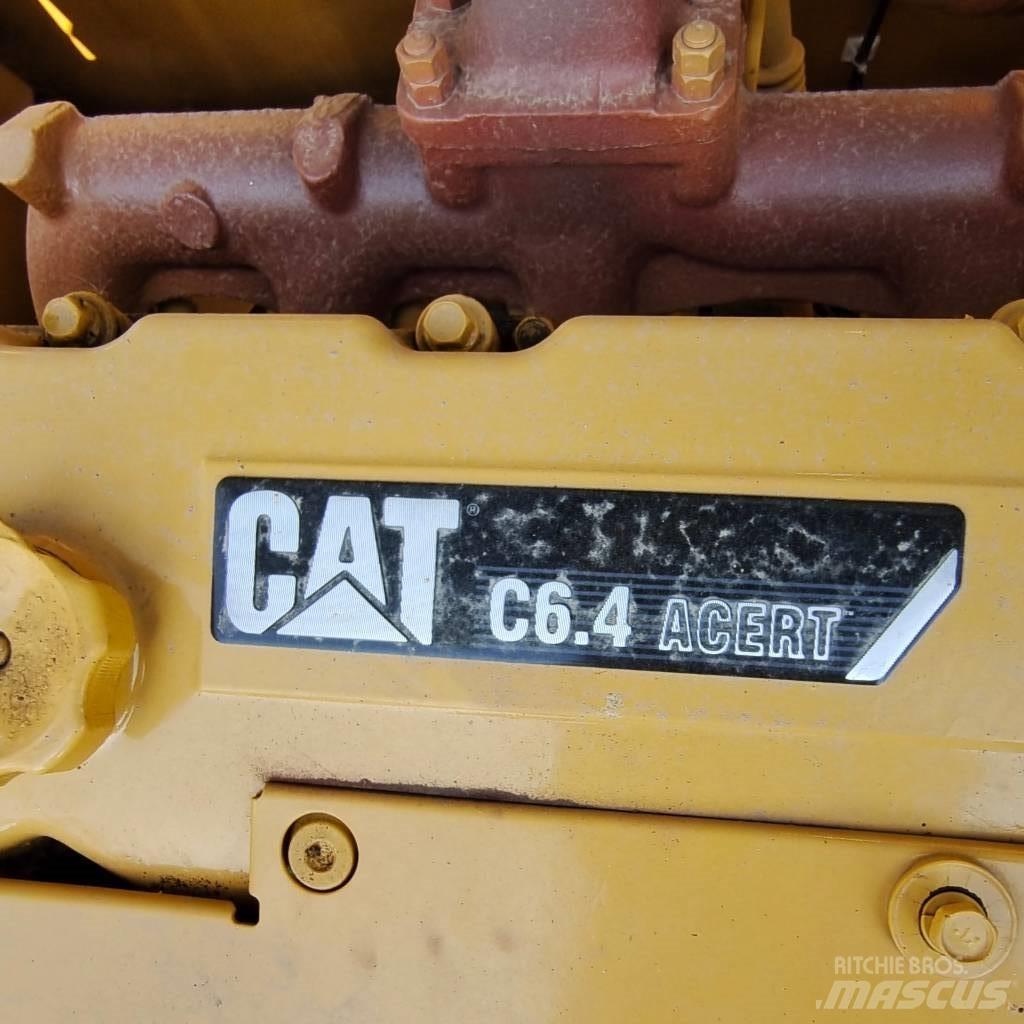 CAT 320D2 履带挖掘机