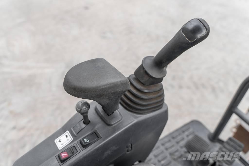 CASE CX 17 C 小型挖掘机