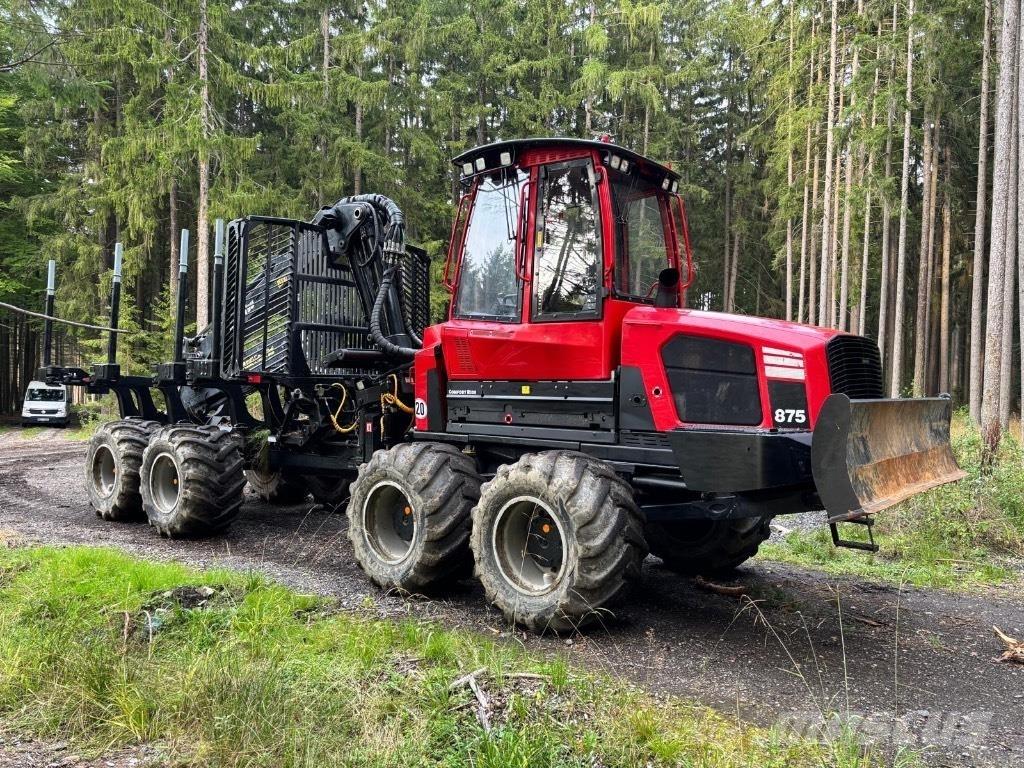 Komatsu 875 集运机