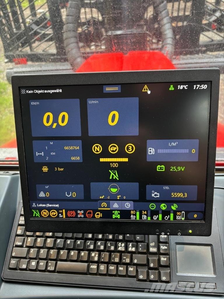 Komatsu 875 集运机