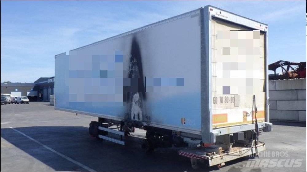 Fruehauf FKSRS4 半挂厢式车