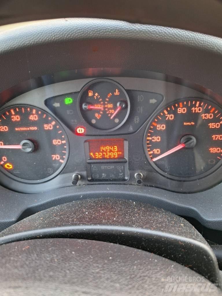Citroën Jumpy 汽车