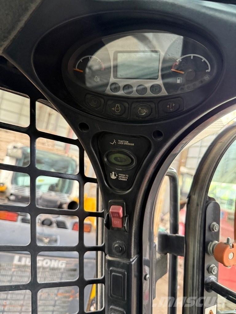 Bobcat S 770 滑移装载机