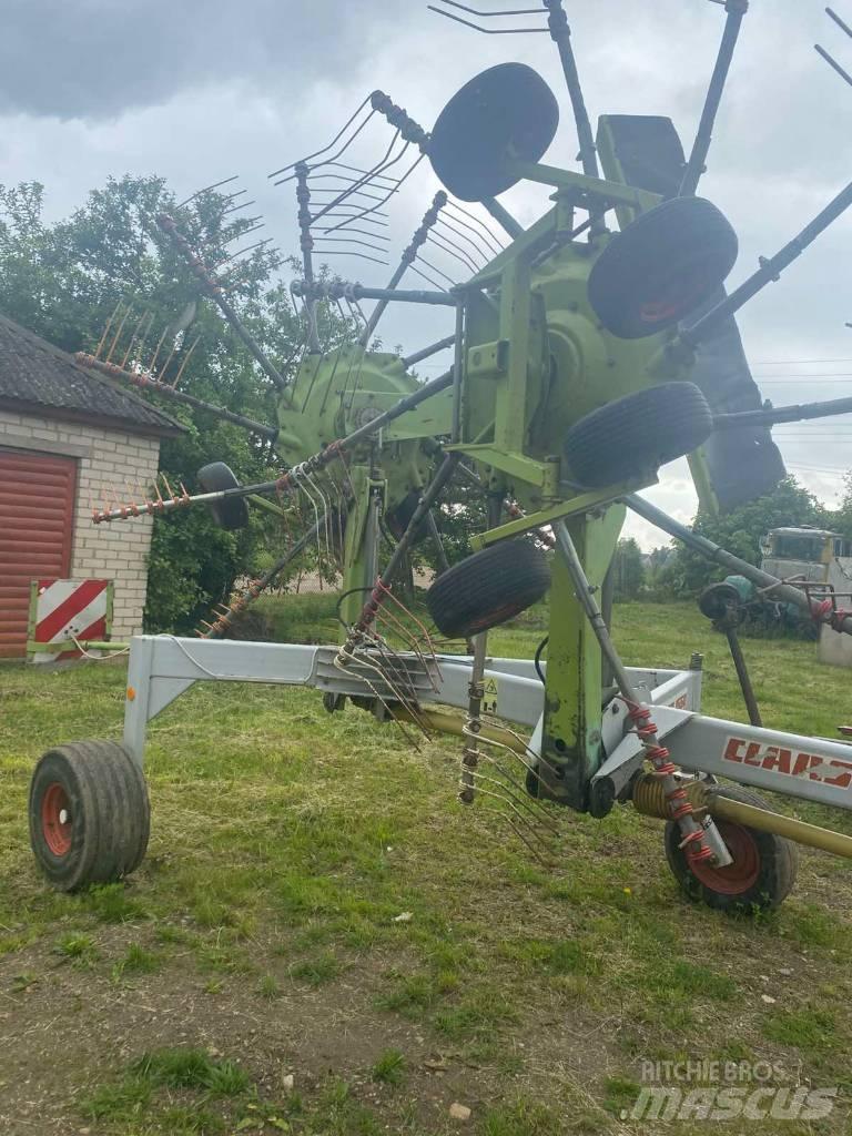 CLAAS Liner 1550 犁耙和摊草机