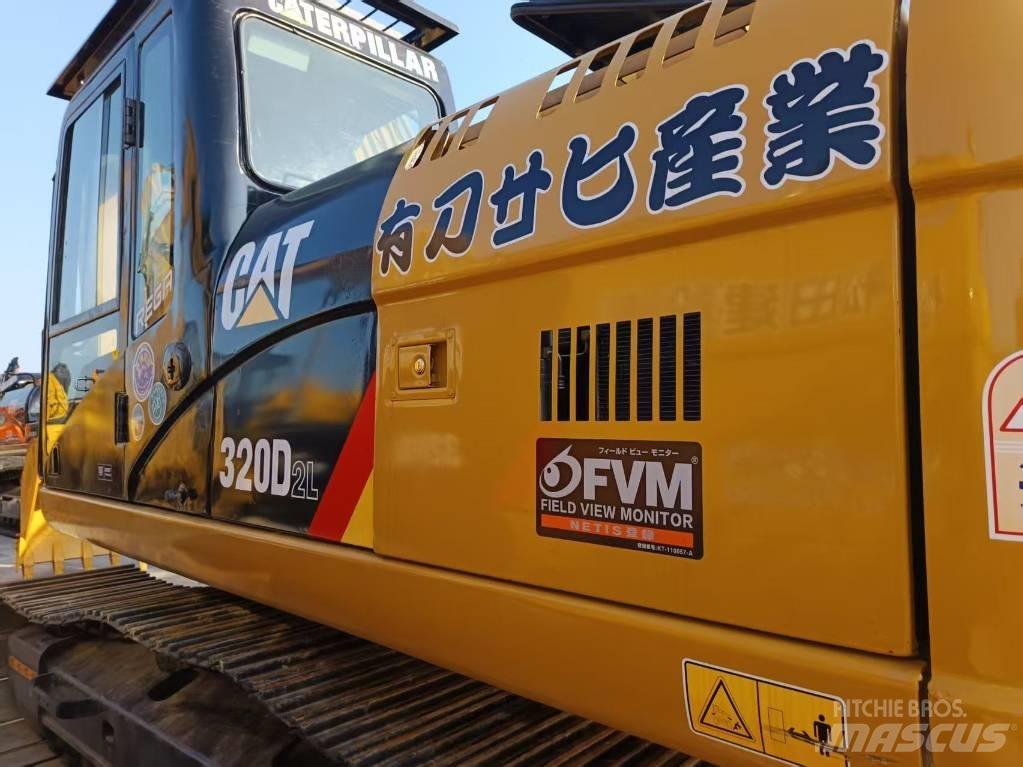 CAT CAT320DL 中型挖掘机