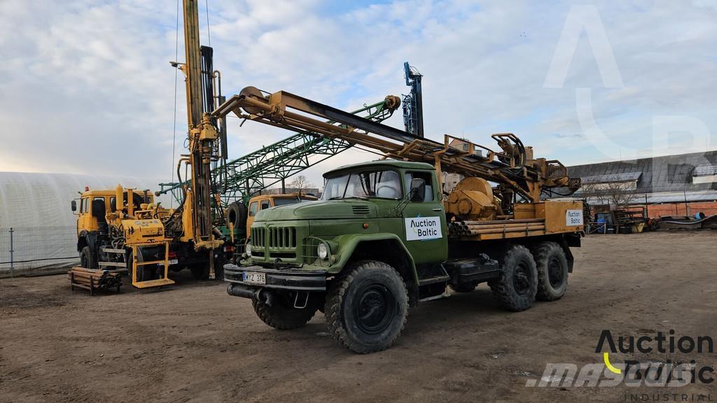  ЗИЛ 131 工程钻机