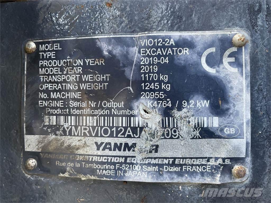 Yanmar VIO12 轮式挖掘机
