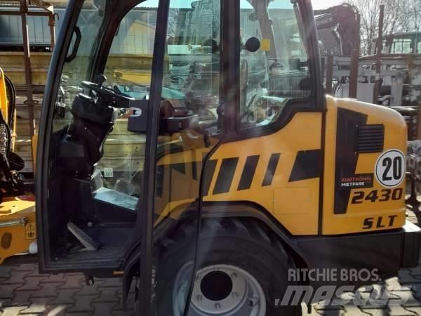 Schäffer 2430 SLT 滑移装载机