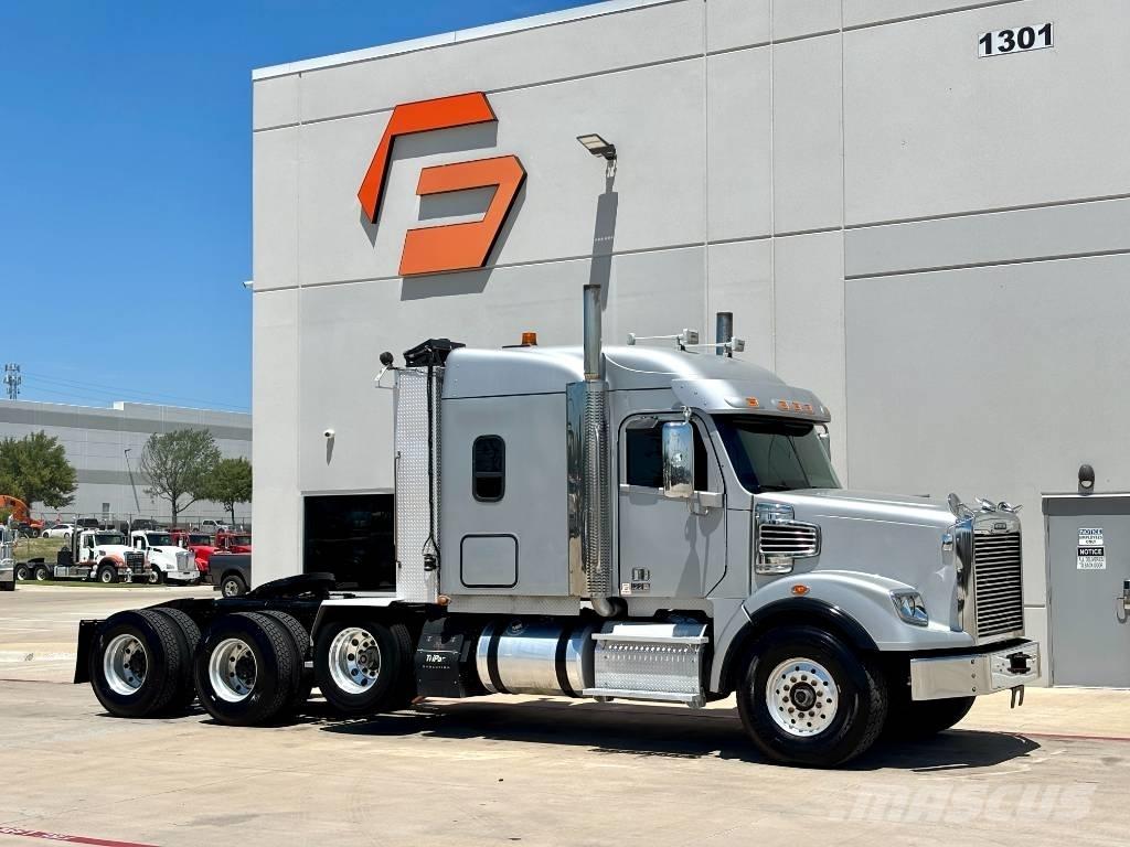 Freightliner SD 122 牵引车