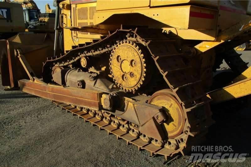 CAT D6R 履带式推土机