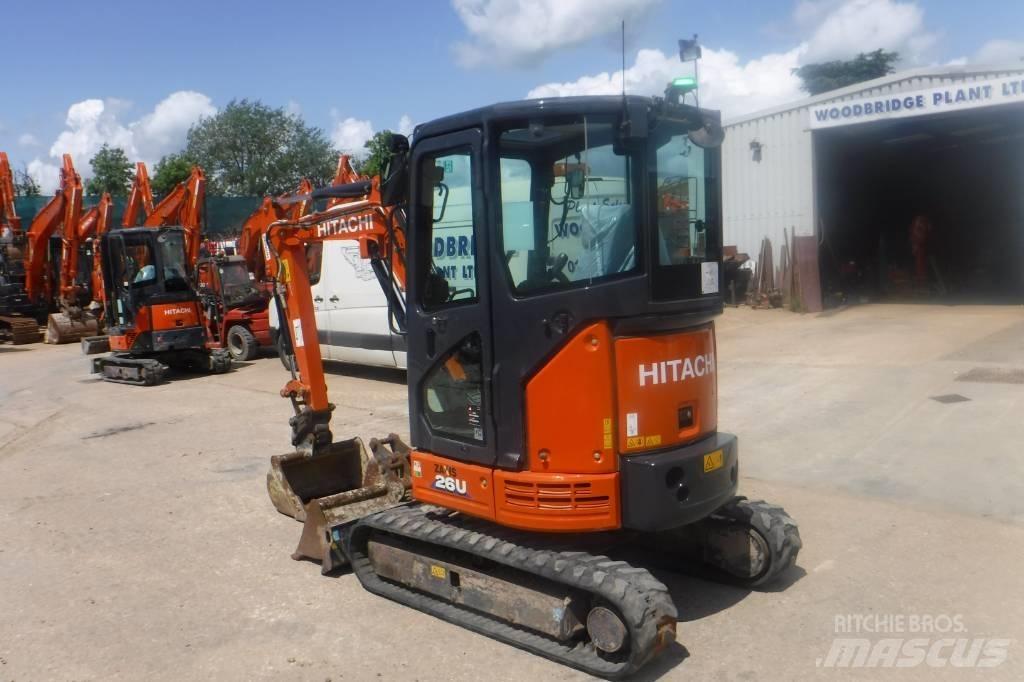 Hitachi ZX 26 U-6 小型挖掘机