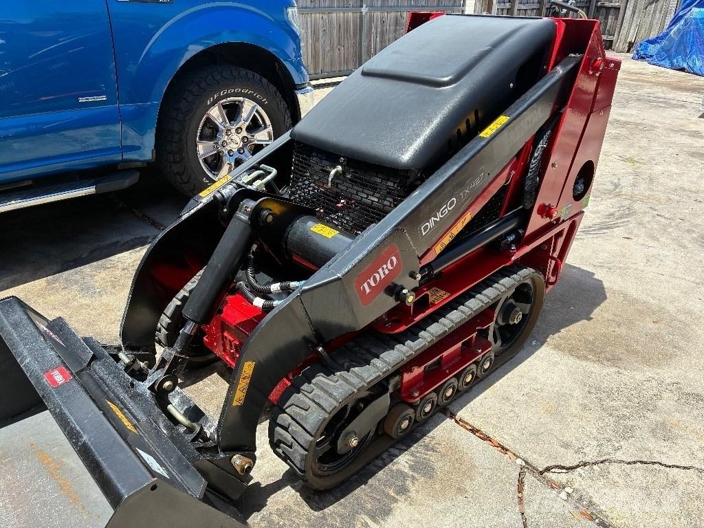 Toro TX427 滑移装载机