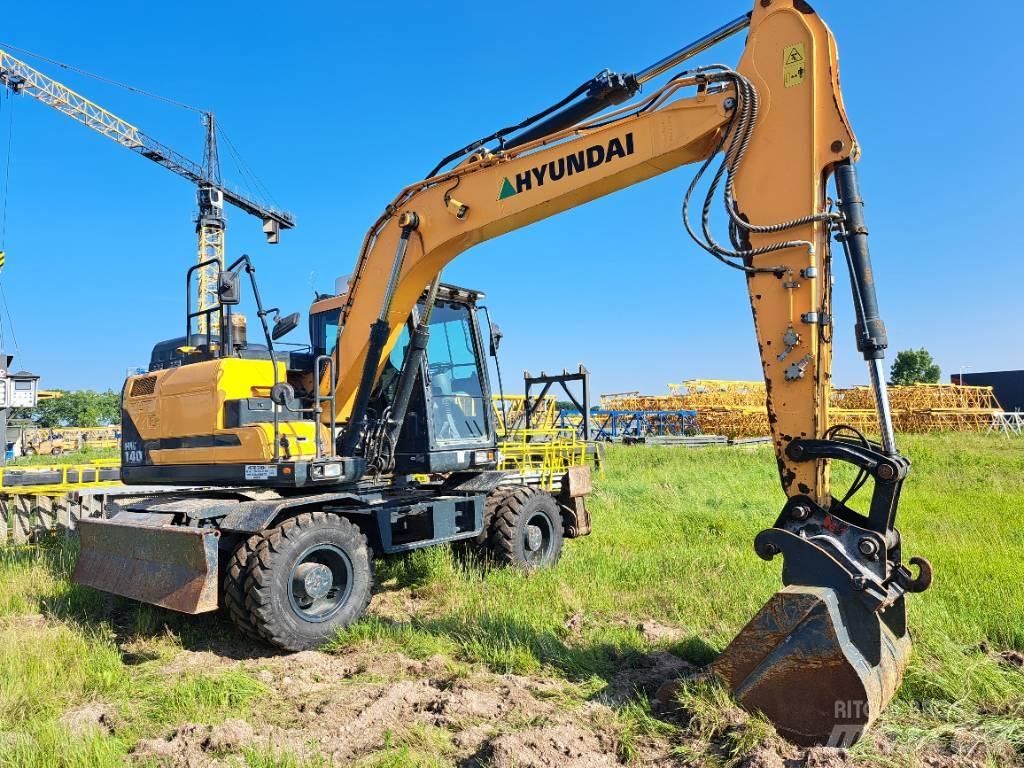 Hyundai HW140 轮式挖掘机