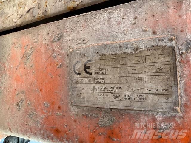 Hitachi EX 455 LC 履带挖掘机