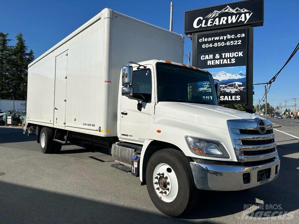 Hino 338 饮料运输车