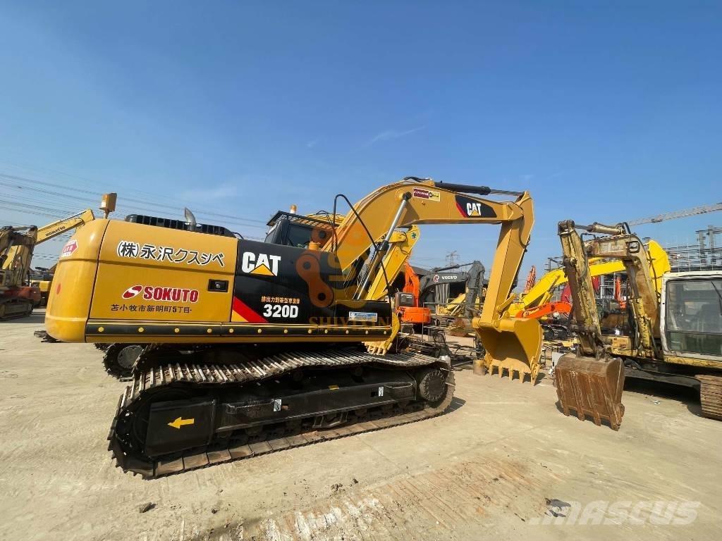 CAT 326 D2 履带挖掘机