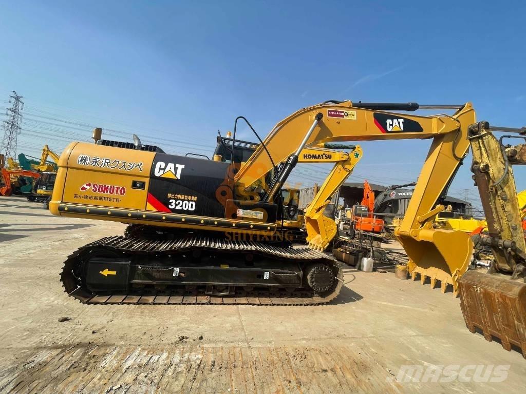CAT 326 D2 履带挖掘机