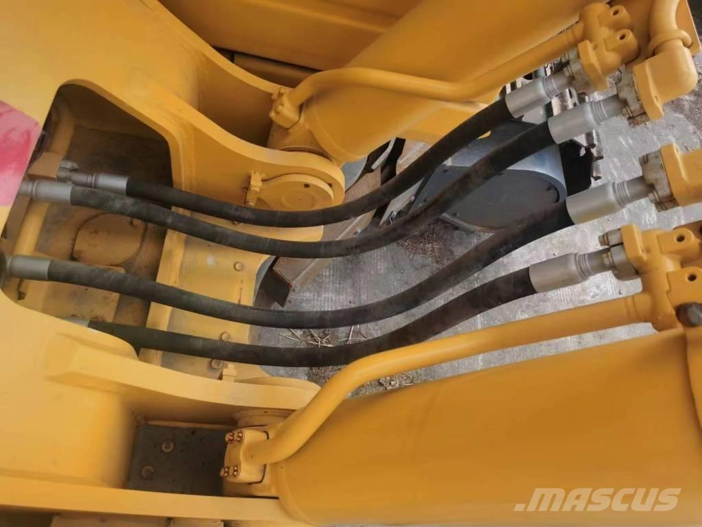 Komatsu PC 400-8 履带挖掘机