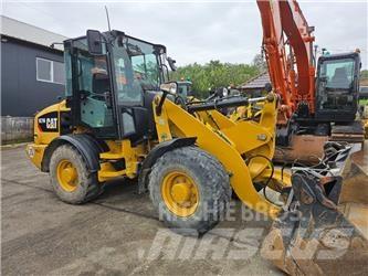 CAT 907M 轮式装载机
