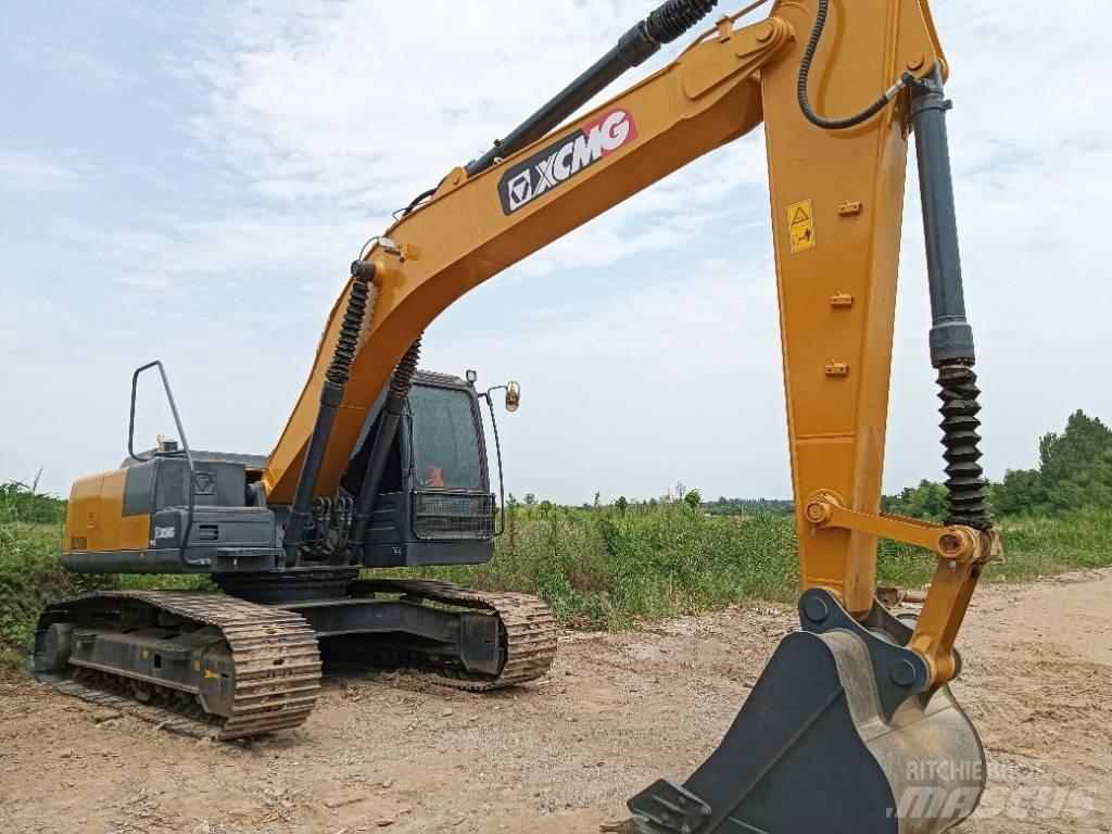 XCMG XE215DA 履带挖掘机