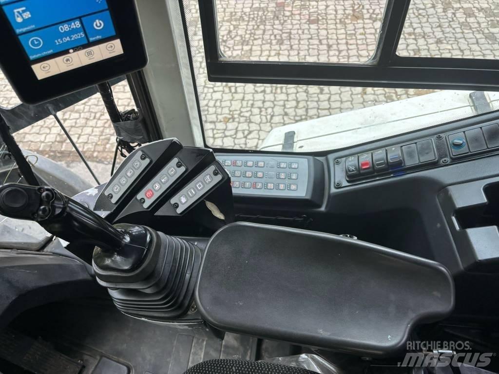 Liebherr L 526 轮式装载机