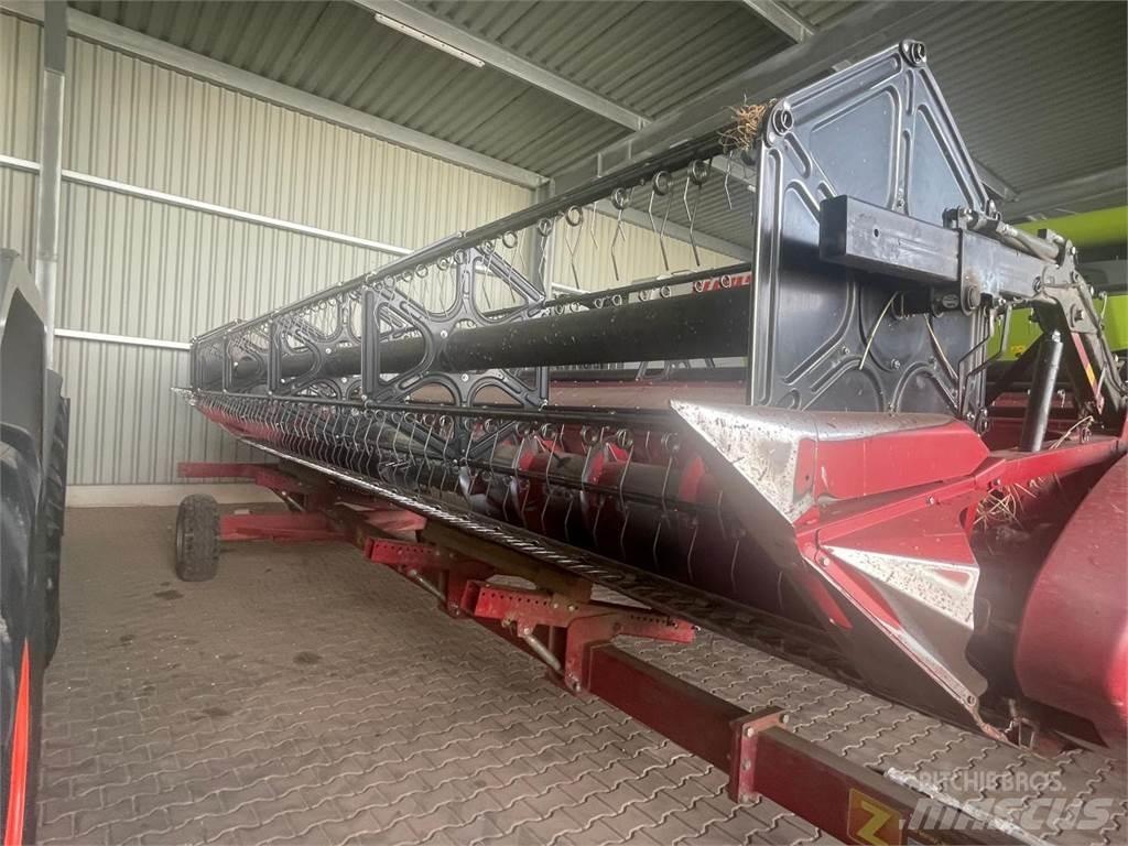 Case IH 8230 AF 联合收割机
