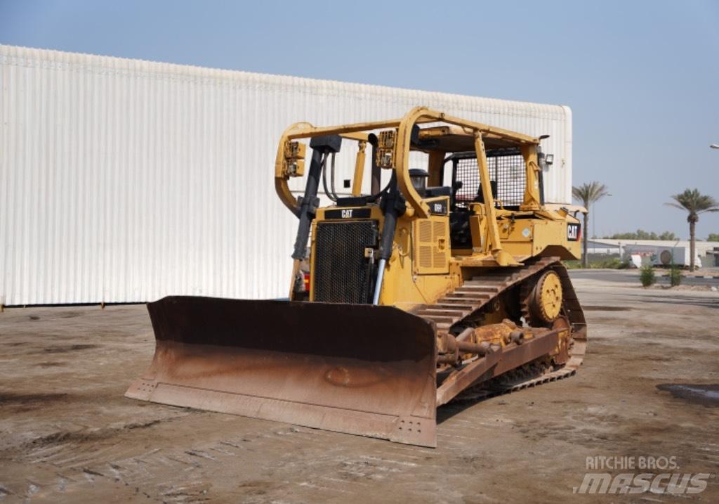CAT D 6 R 履带式推土机