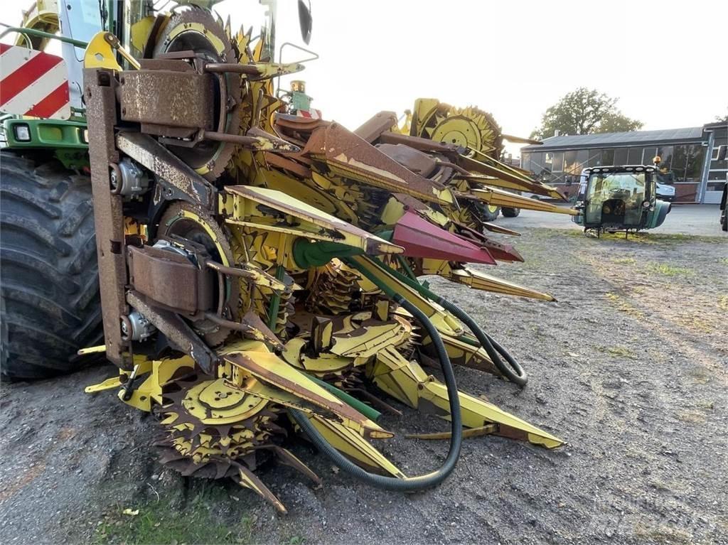 John Deere 7750 自走式青贮饲料收割机