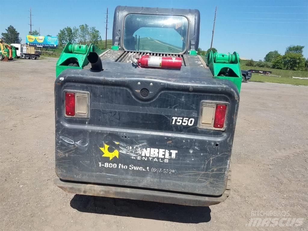 Bobcat T550 滑移装载机