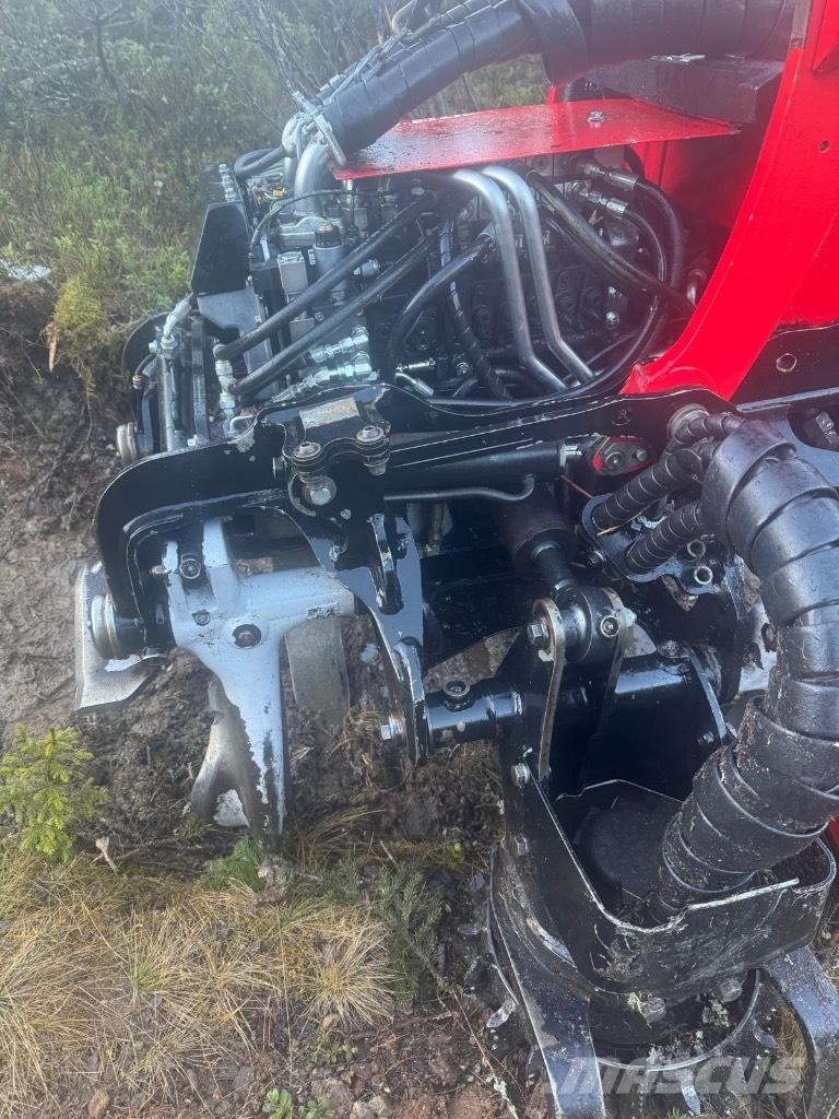 Komatsu 931 XC 收割机