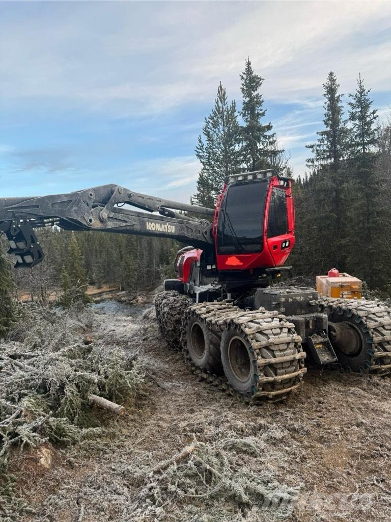 Komatsu 931 XC 收割机