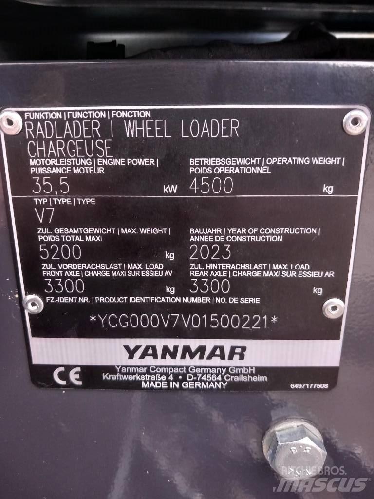 Yanmar V 7 反铲装载机