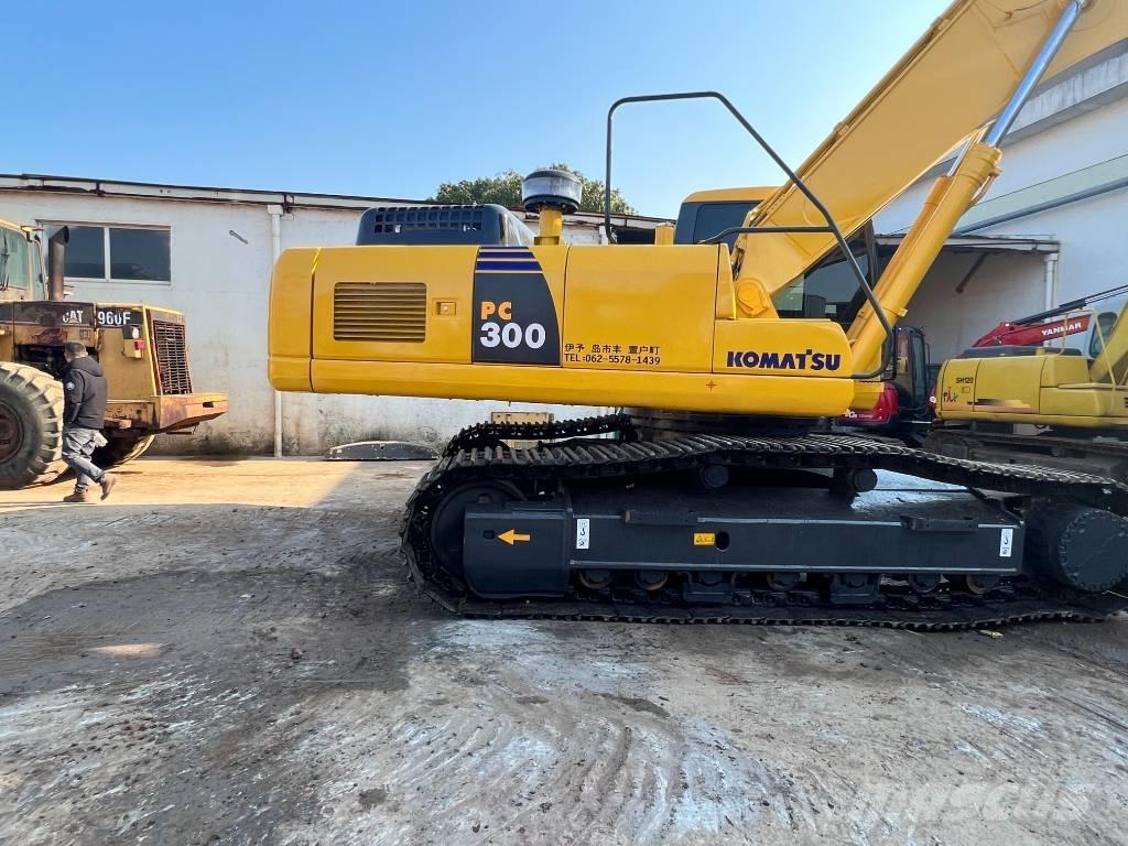 Komatsu PC300-7 履带挖掘机