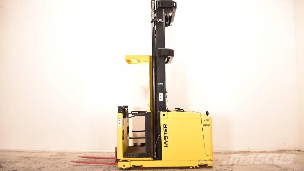 Hyster K1.0H 中端式装载机